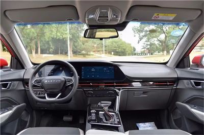 寶駿RC-6，為女性而“紅”，為“智行”而生